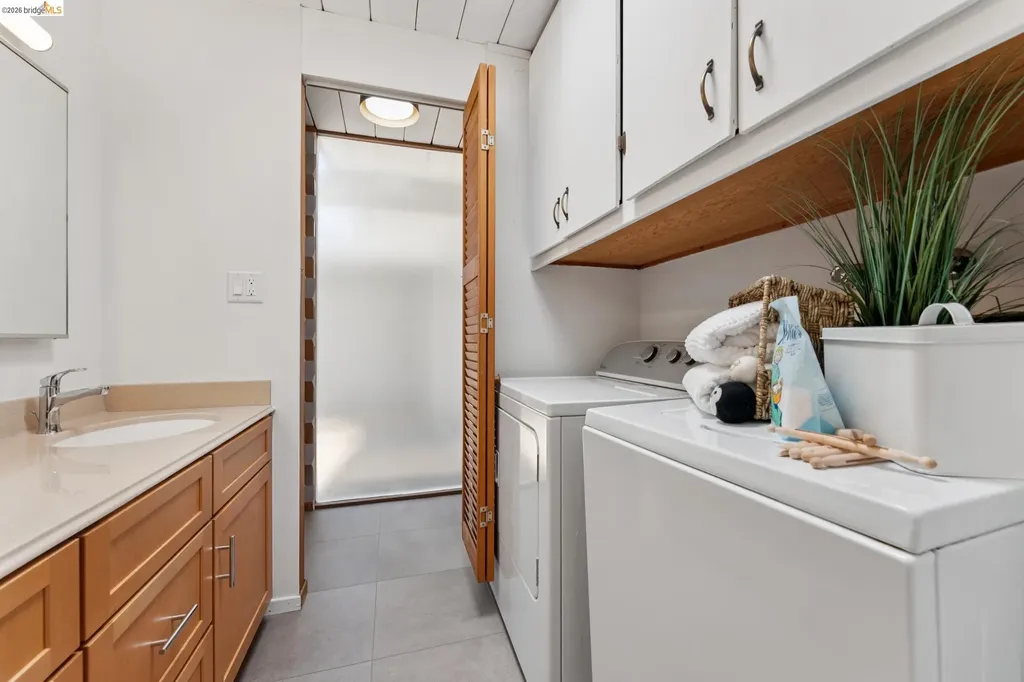5531 Greenridge Road Castro Valley CA 94552