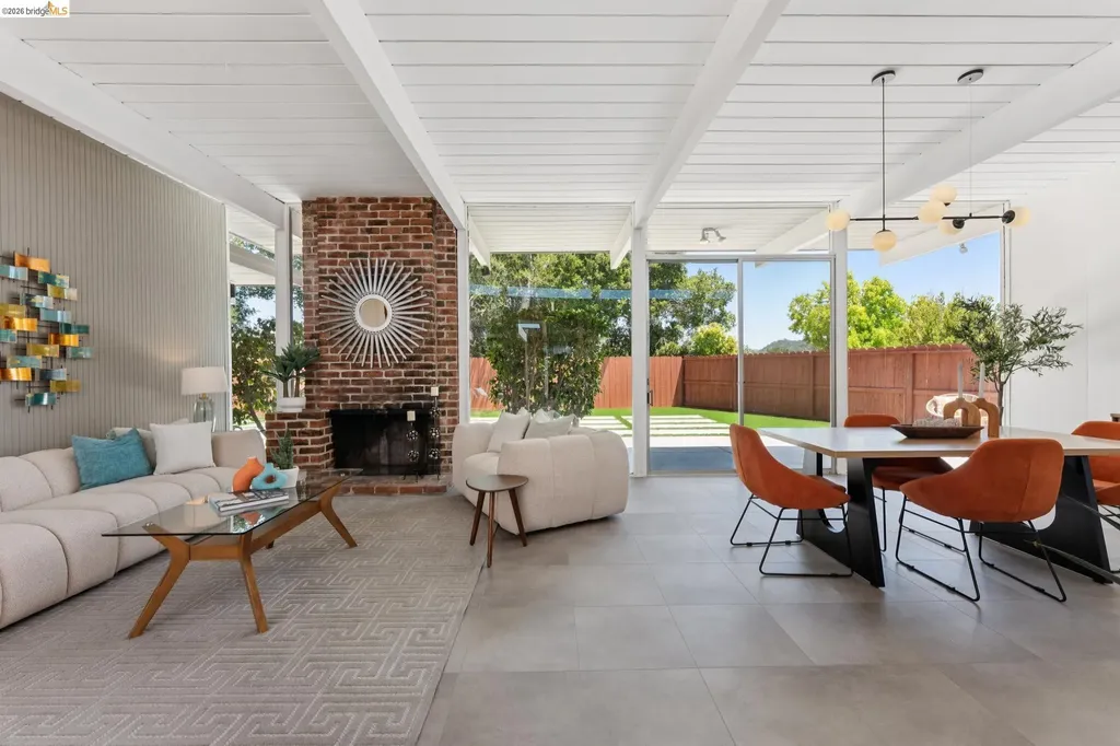 5531 Greenridge Road Castro Valley CA 94552