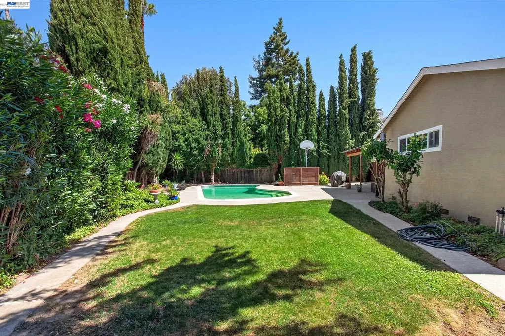 1841 Paseo Del Cajon Pleasanton CA 94566