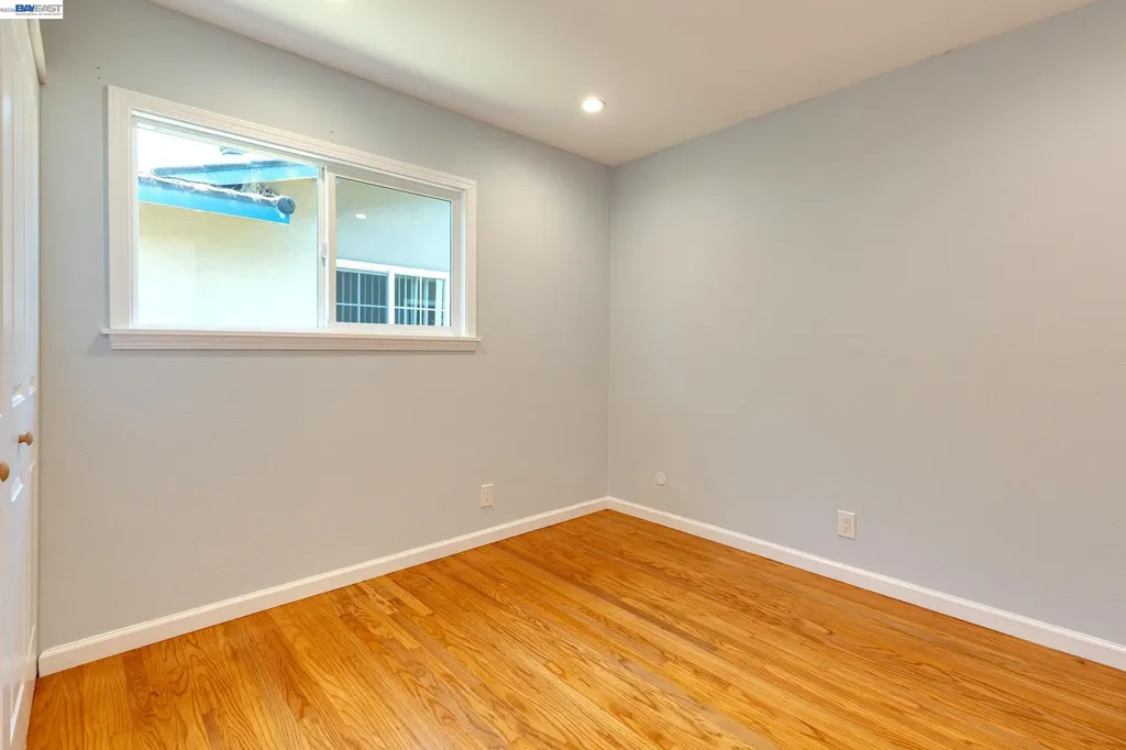 1017 Island Drive Alameda CA 94502