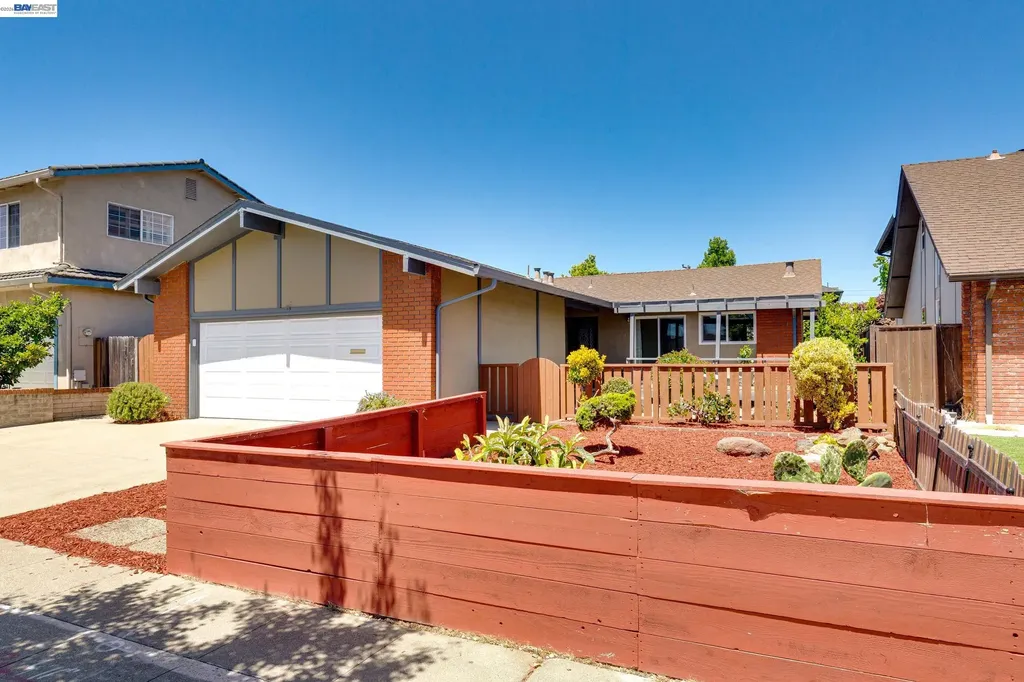 1017 Island Drive Alameda CA 94502