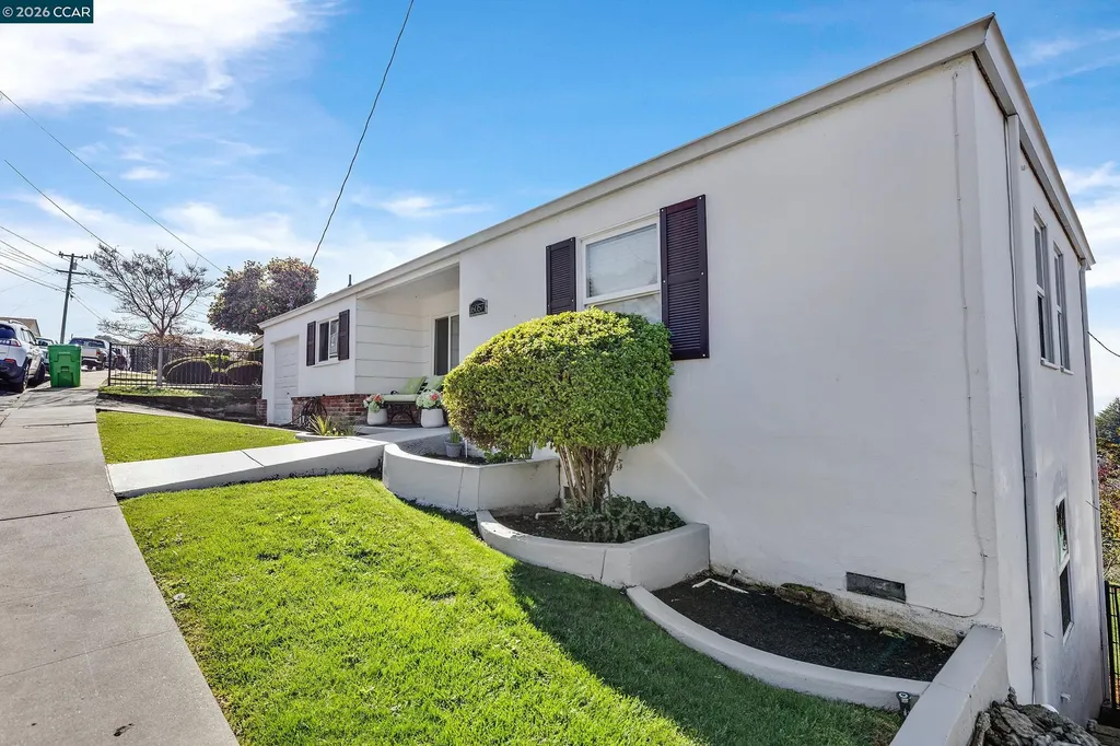 16057 Gramercy Drive Castro Valley CA 94578