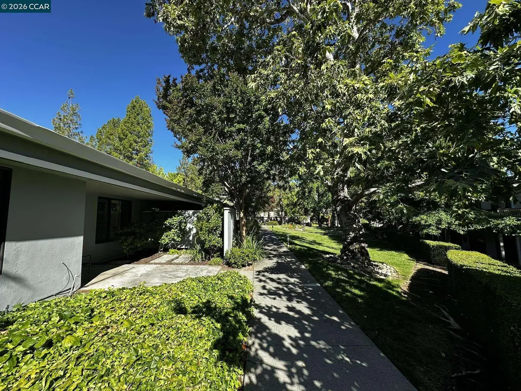 1417 Canyonwood Court Walnut Creek CA 94595