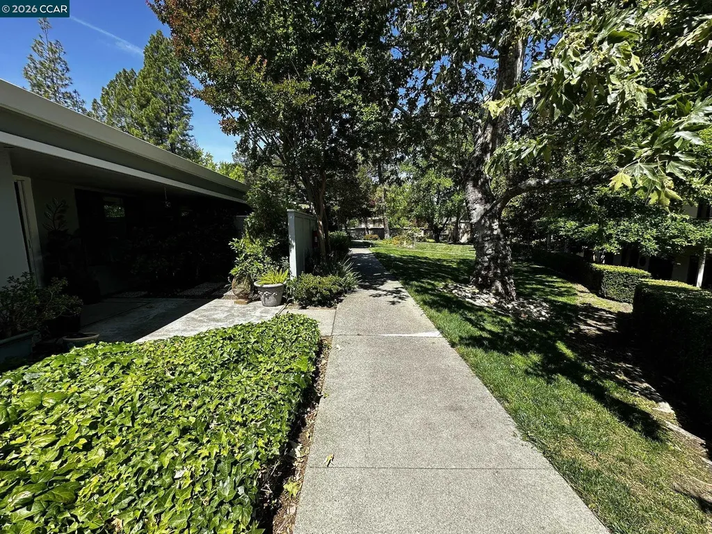 1417 Canyonwood Court Walnut Creek CA 94595
