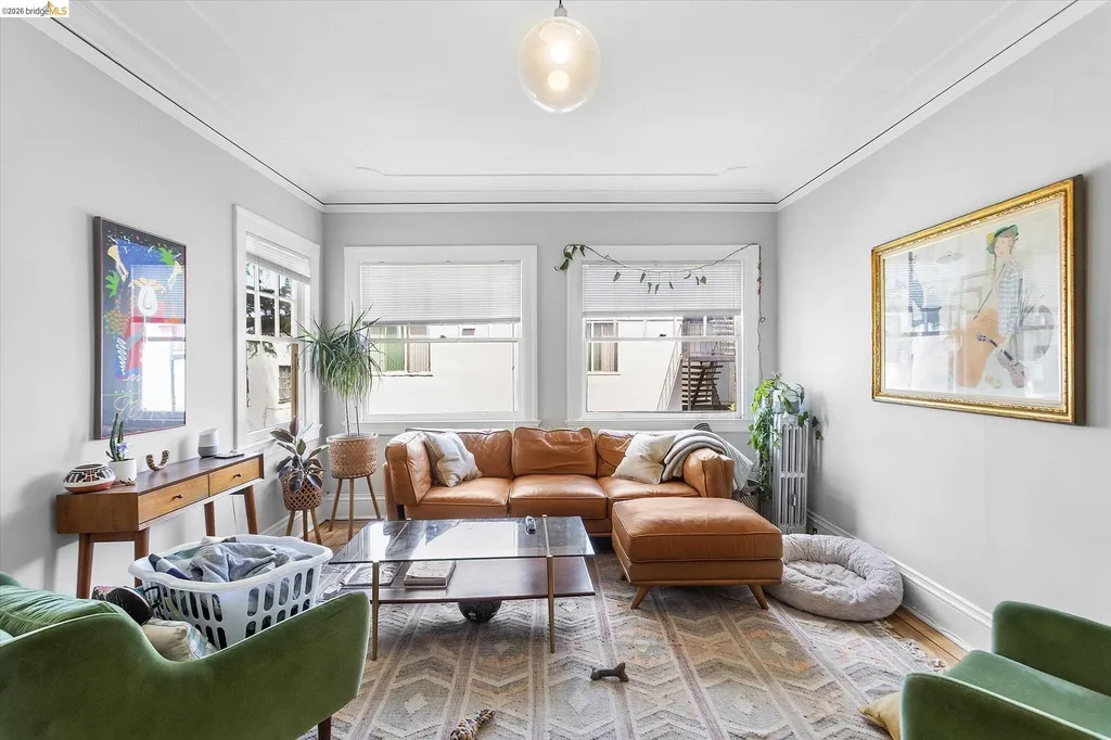 647 Beacon Street Oakland CA 94610