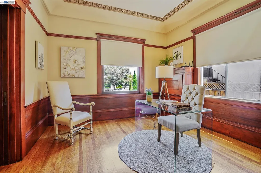 2056 Santa Clara Avenue Alameda CA 94501