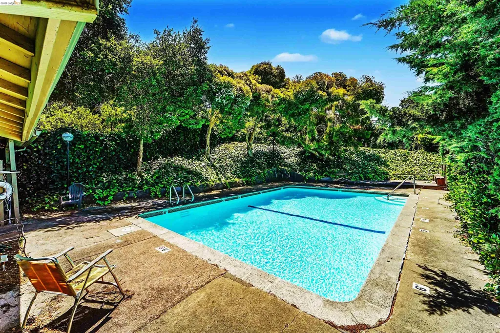 4186 San Pablo Dam Road El Sobrante CA 94803