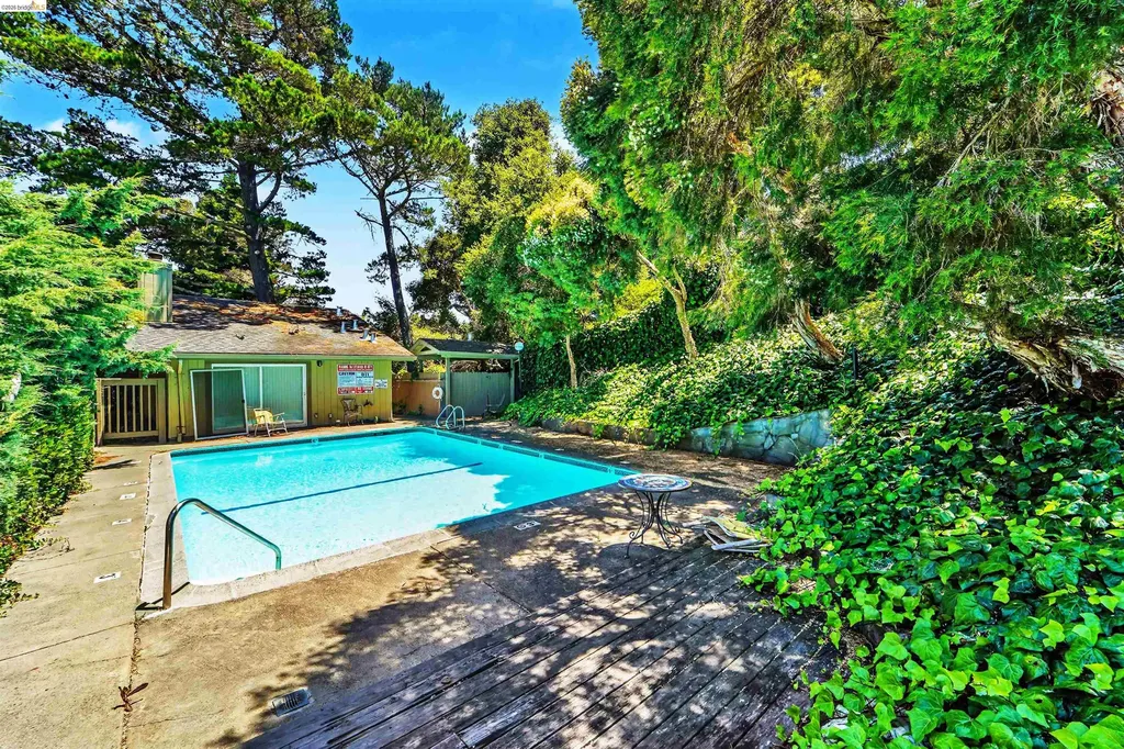 4186 San Pablo Dam Road El Sobrante CA 94803