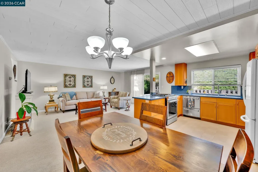6450 Viewpoint Court Martinez CA 94553