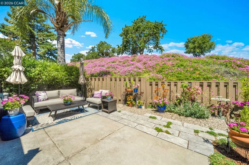 6450 Viewpoint Court Martinez CA 94553