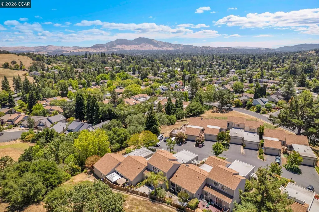 6450 Viewpoint Court Martinez CA 94553