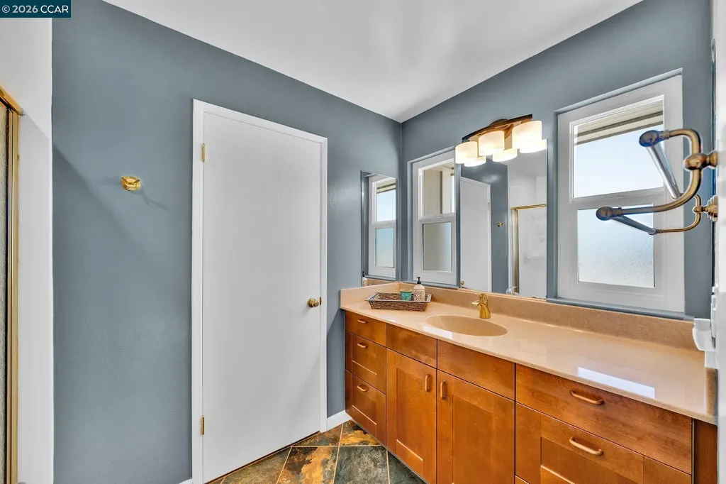 6450 Viewpoint Court Martinez CA 94553