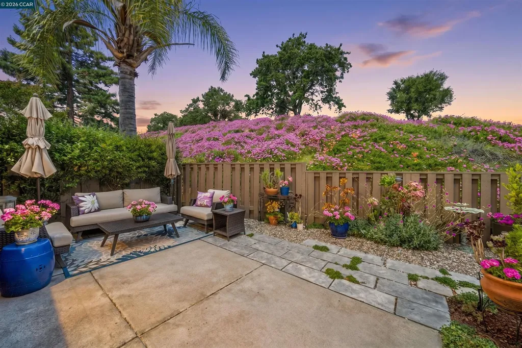 6450 Viewpoint Court Martinez CA 94553
