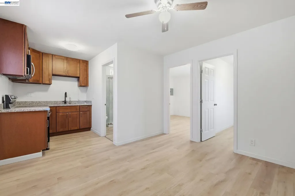 2043 Reynolds Street San Leandro CA 94577