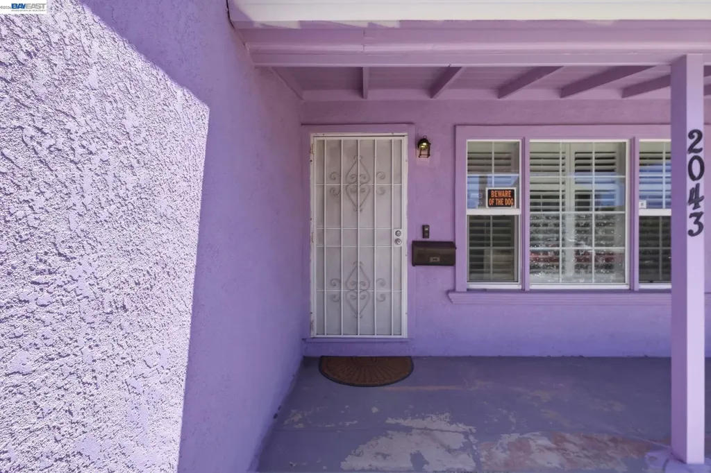 2043 Reynolds Street San Leandro CA 94577