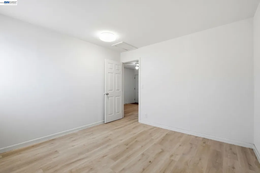 2043 Reynolds Street San Leandro CA 94577