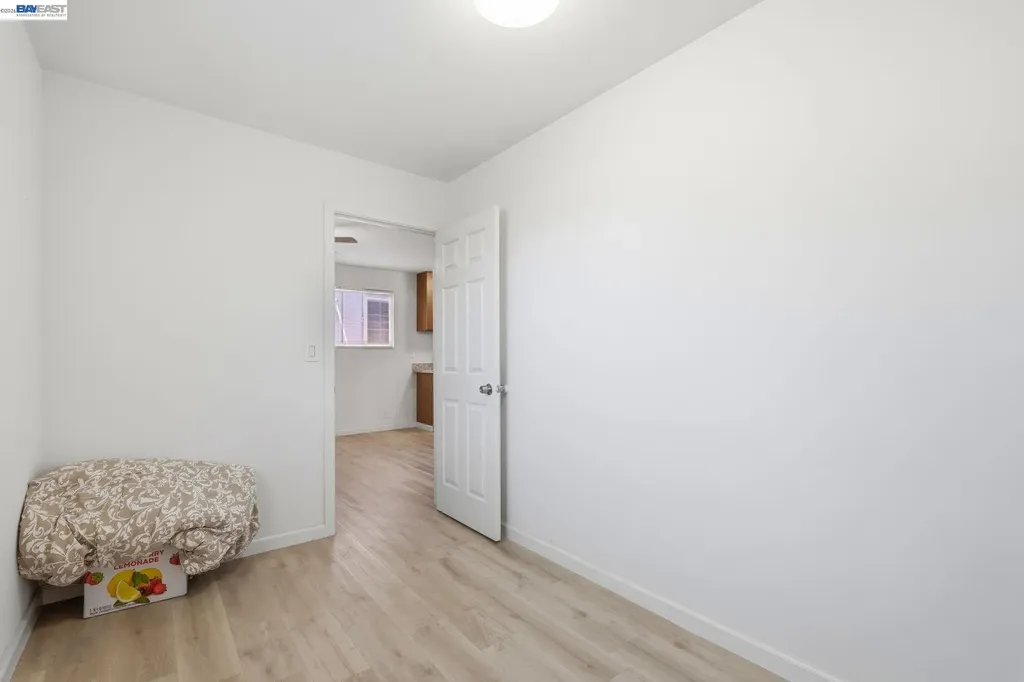 2043 Reynolds Street San Leandro CA 94577