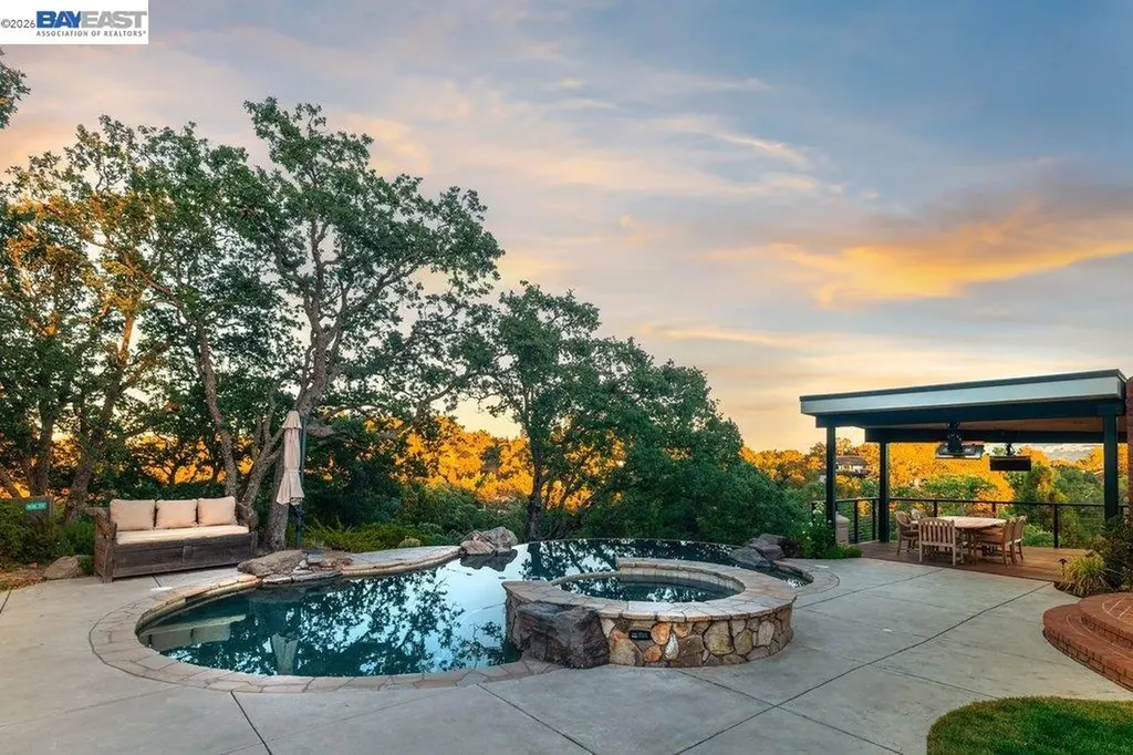 16 Ardendale Court Alamo CA 94507