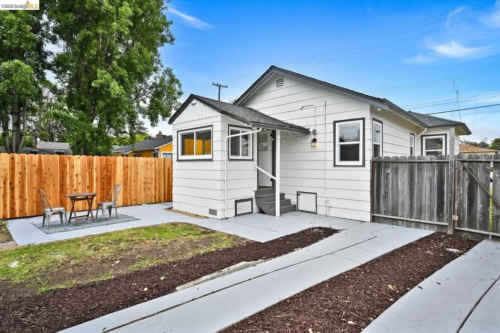 6124 Santa Cruz Avenue Richmond CA 94804