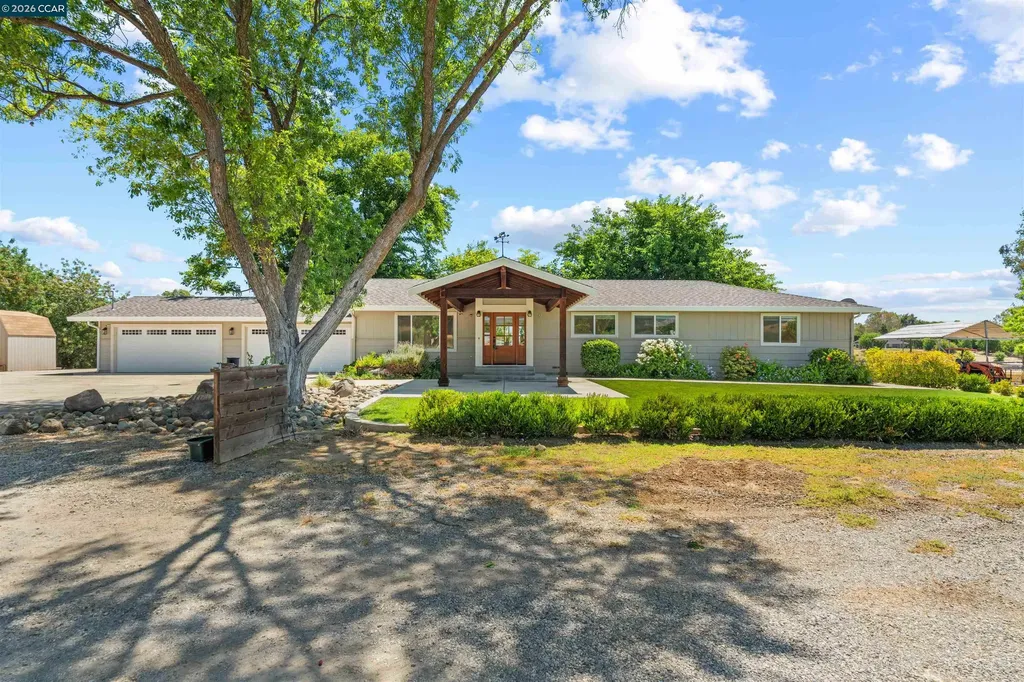 7408 Junebug Lane Vacaville CA 95688
