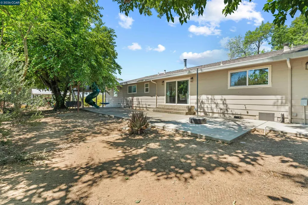 7408 Junebug Lane Vacaville CA 95688