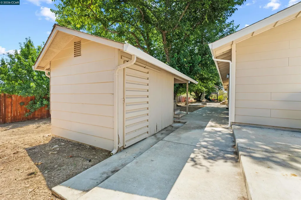 7408 Junebug Lane Vacaville CA 95688