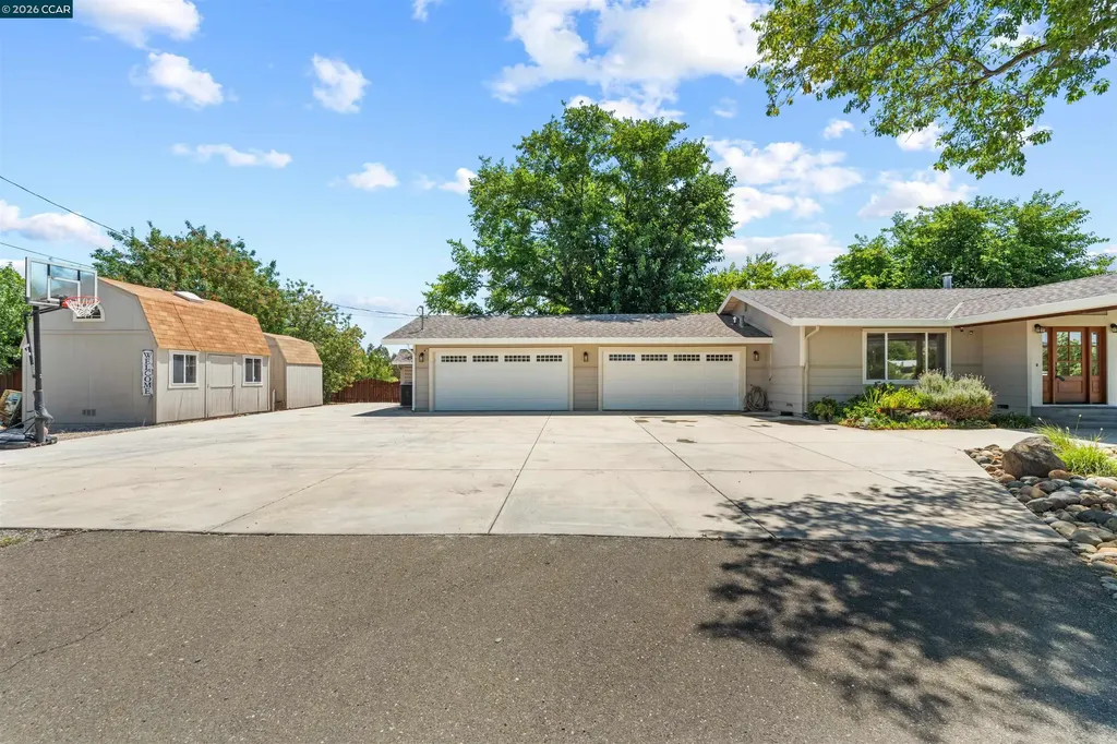 7408 Junebug Lane Vacaville CA 95688