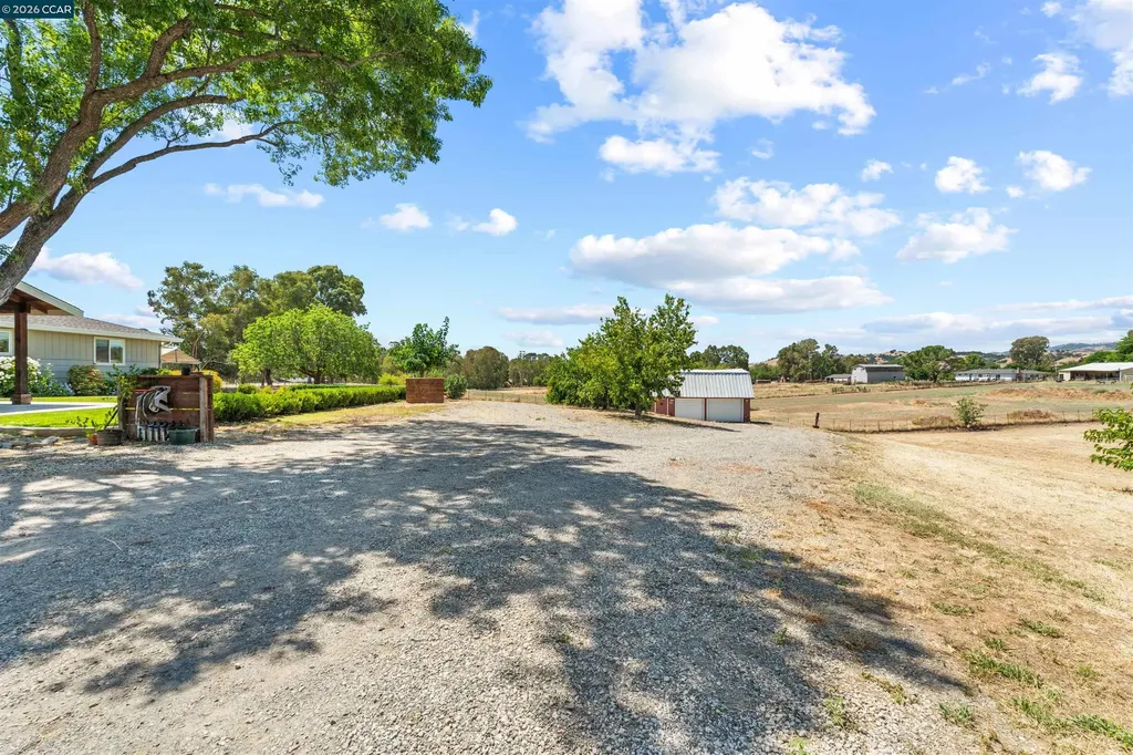 7408 Junebug Lane Vacaville CA 95688