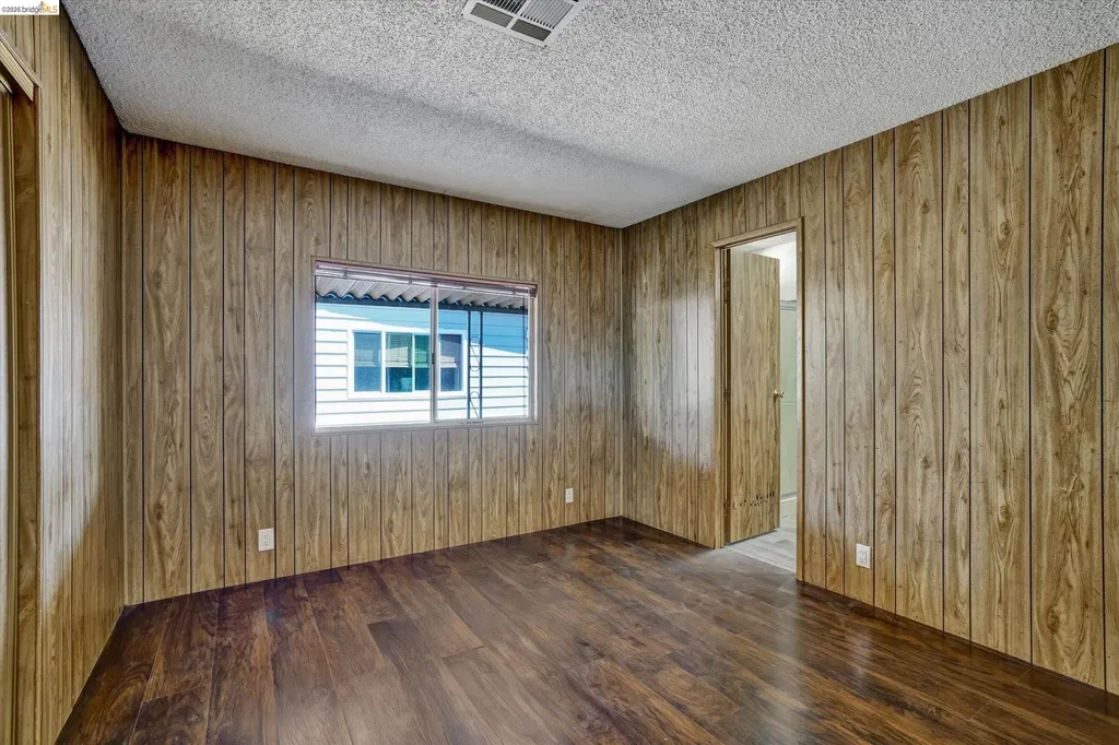 29385 Providence Way Hayward CA 94544