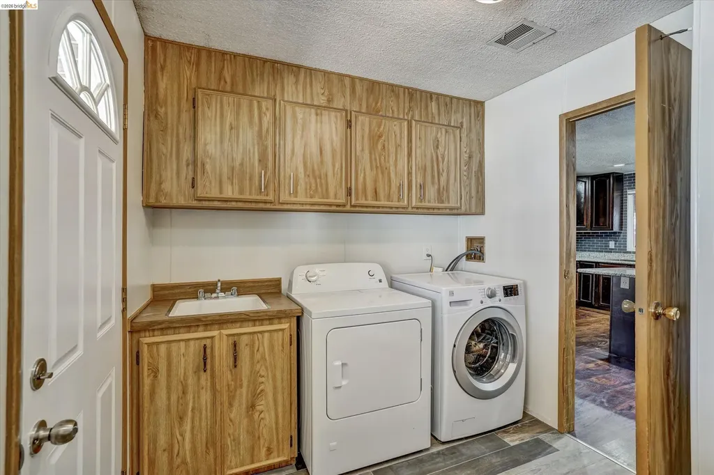 29385 Providence Way Hayward CA 94544