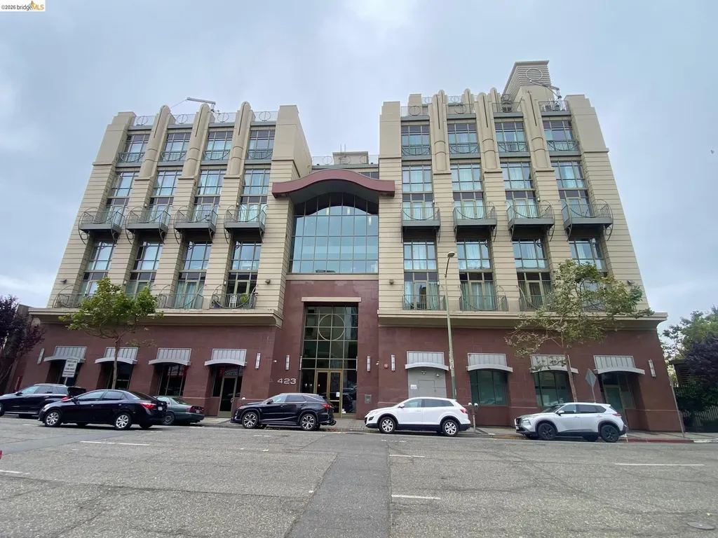 Oakland CA, 423 7TH Street, Unit 313
