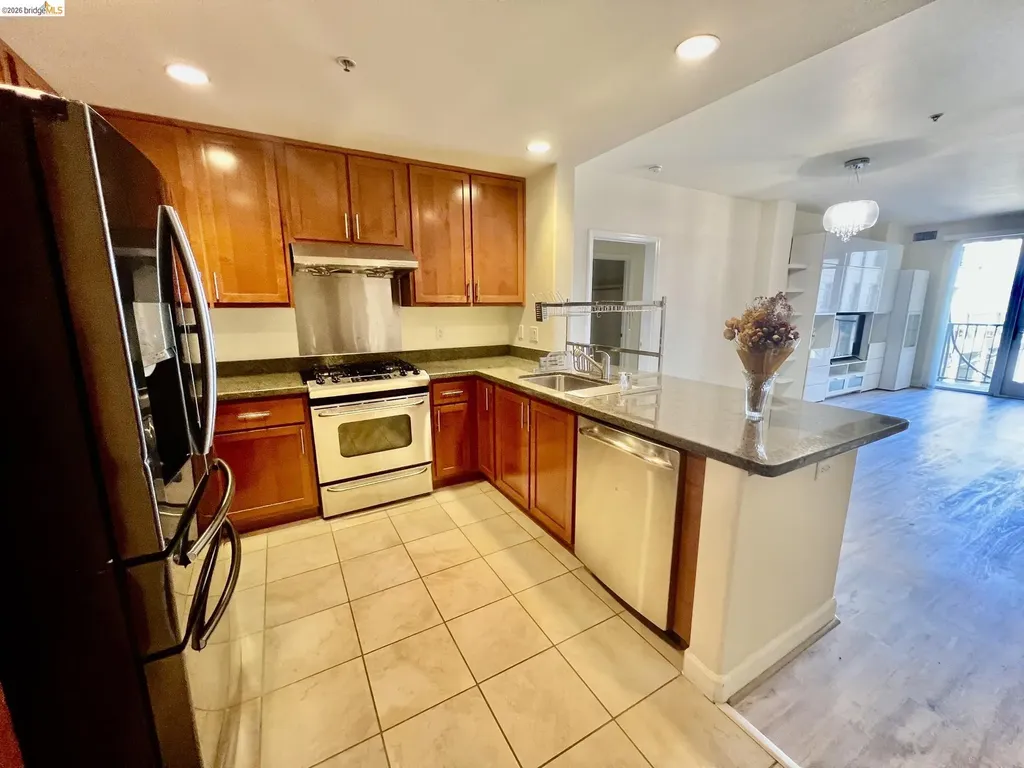 423 7th Street Oakland CA 94607