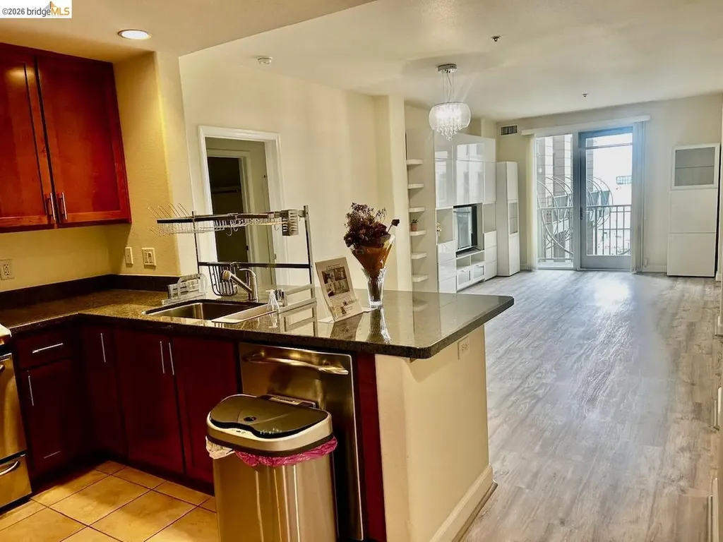 423 7th Street Oakland CA 94607