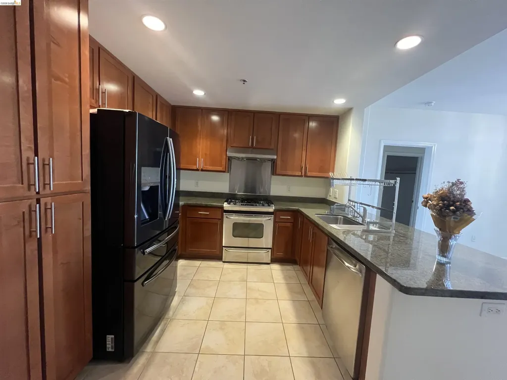 423 7th Street Oakland CA 94607