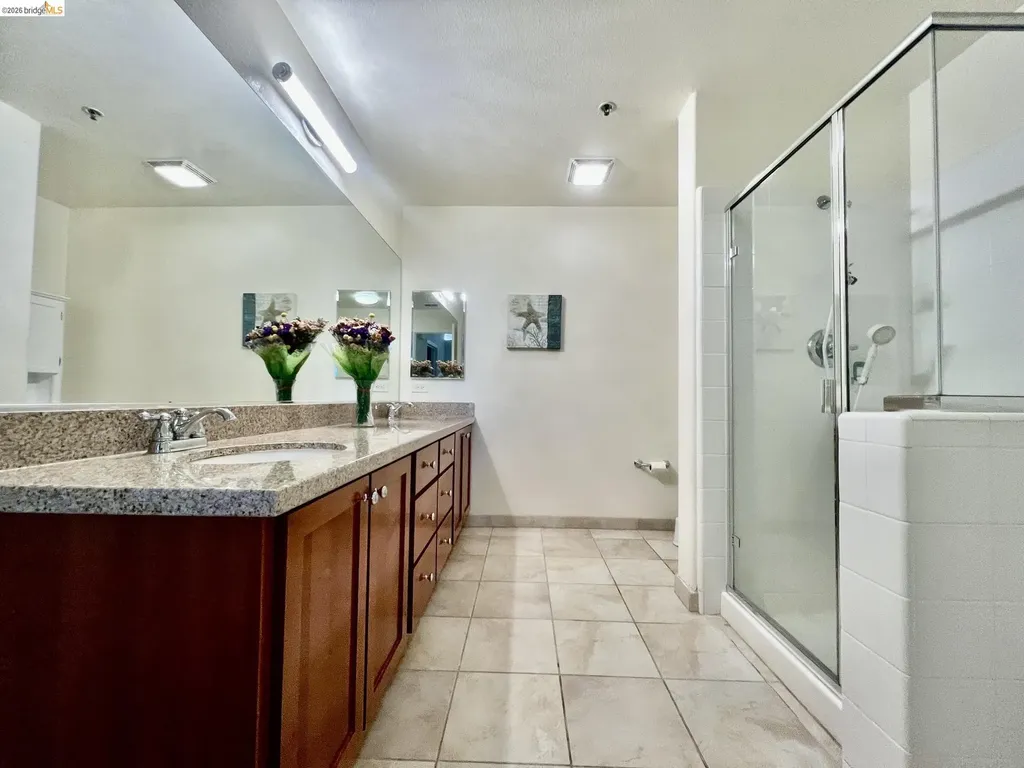 423 7th Street Oakland CA 94607