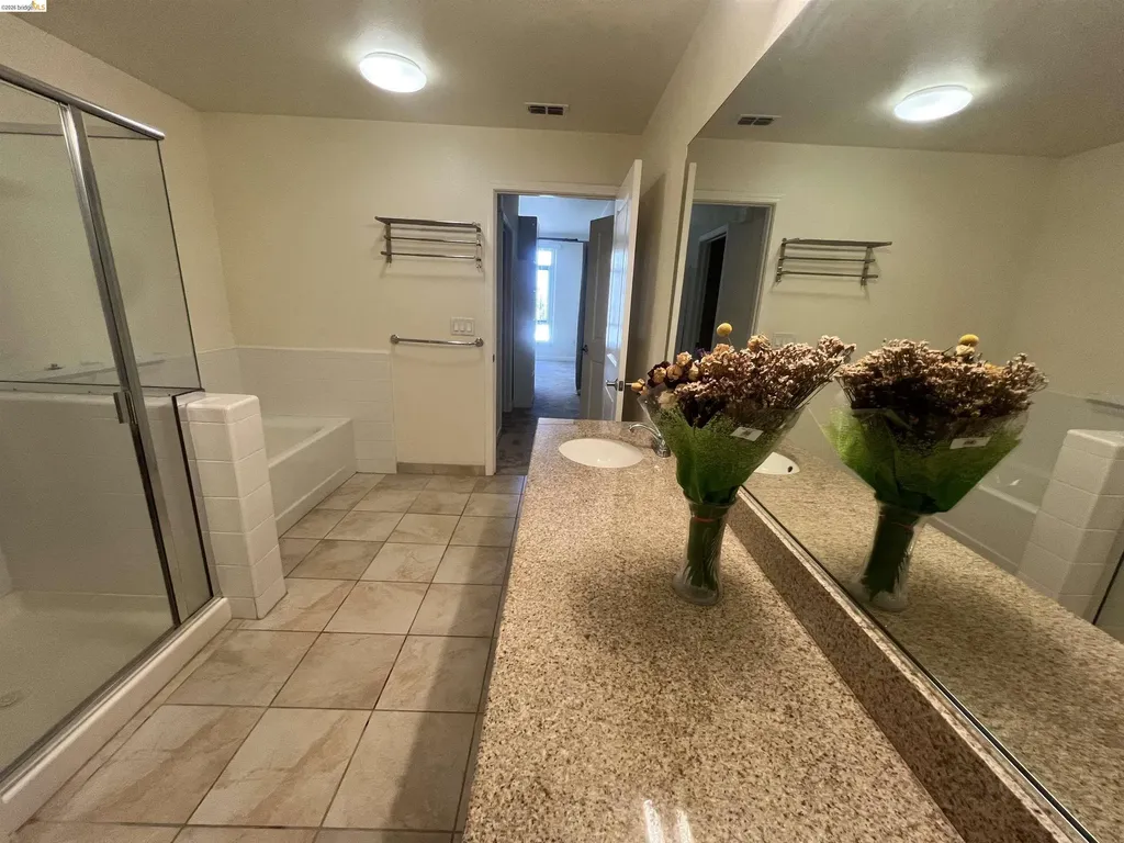 423 7th Street Oakland CA 94607