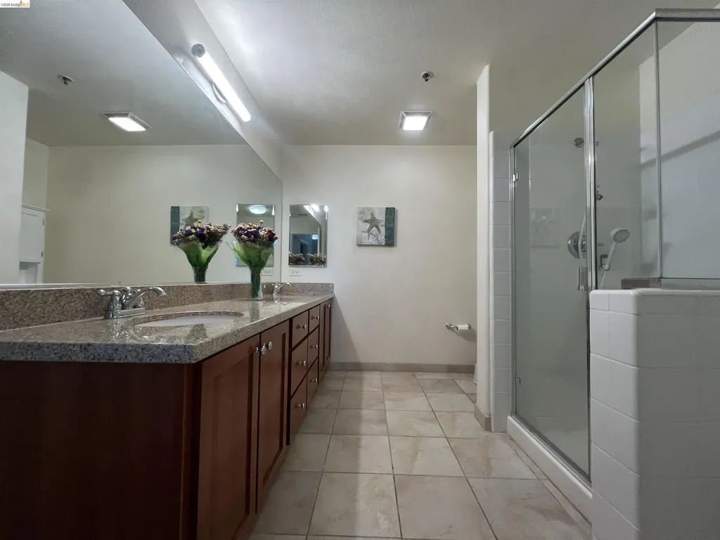 423 7th Street Oakland CA 94607