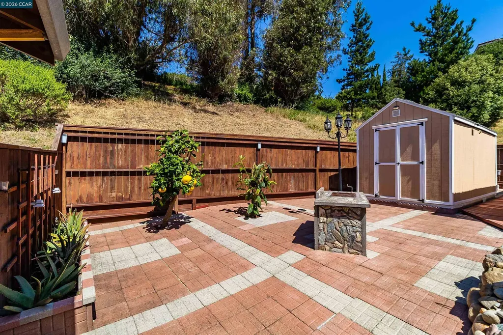 1243 Fairway Drive Richmond CA 94803