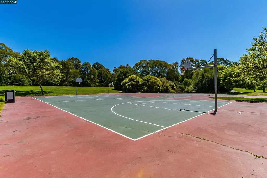 1243 Fairway Drive Richmond CA 94803