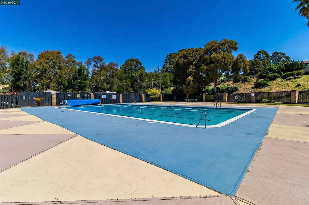 1243 Fairway Drive Richmond CA 94803
