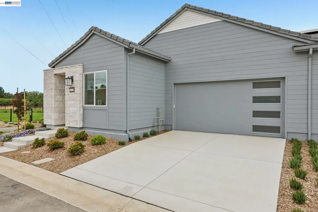 1095 Riverbend Drive Brentwood CA 94513