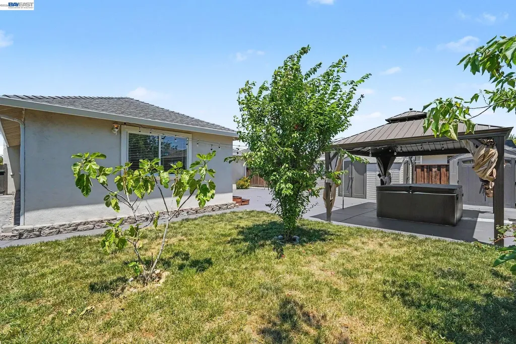 1598 Beechwood Avenue San Leandro CA 94579