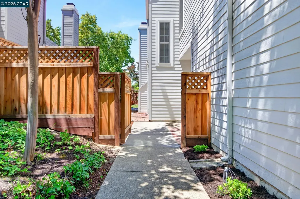 726 Buena Vista Place Walnut Creek CA 94597
