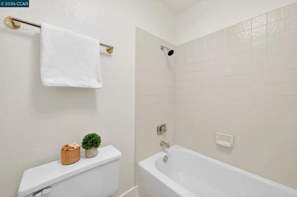 726 Buena Vista Place Walnut Creek CA 94597