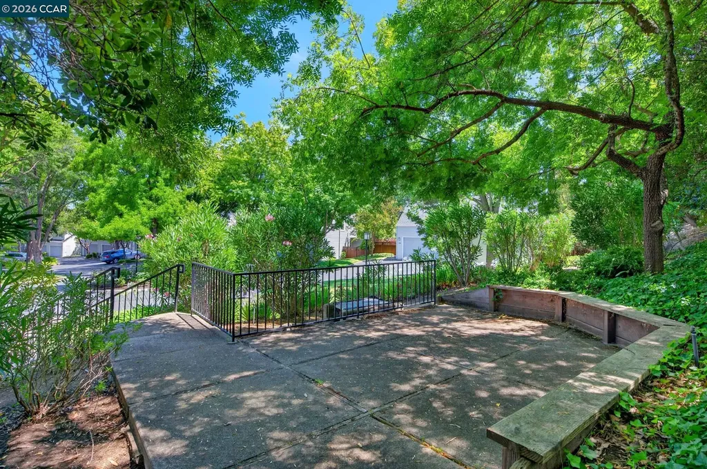 726 Buena Vista Place Walnut Creek CA 94597