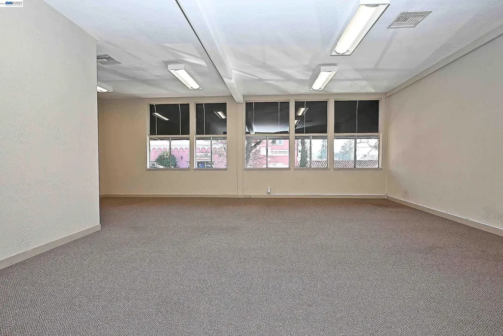 6211 A La Salle Avenue Oakland CA 94611