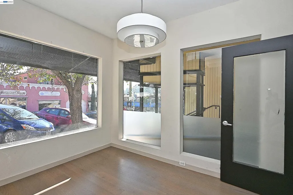 6211 A La Salle Avenue Oakland CA 94611