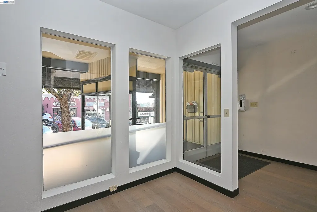 6211 A La Salle Avenue Oakland CA 94611