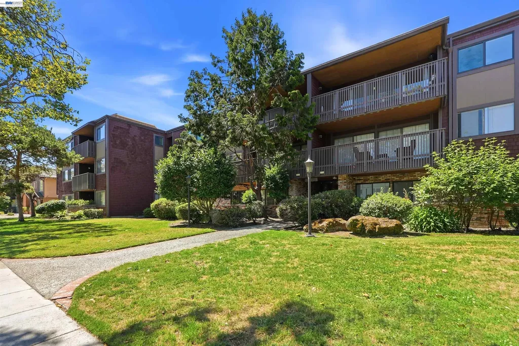1810 Central Avenue Alameda CA 94501