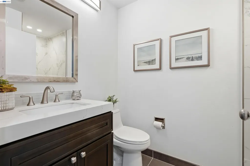 1810 Central Avenue Alameda CA 94501